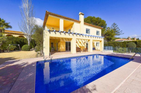 Отель Villa Gio - PlusHolidays  Кальпе